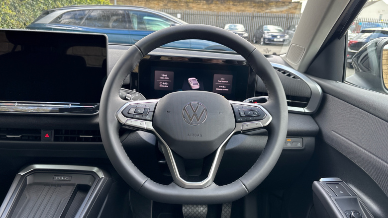 Volkswagen T-Roc 1.5 eTSI Life 5dr DSG Petrol Hatchback